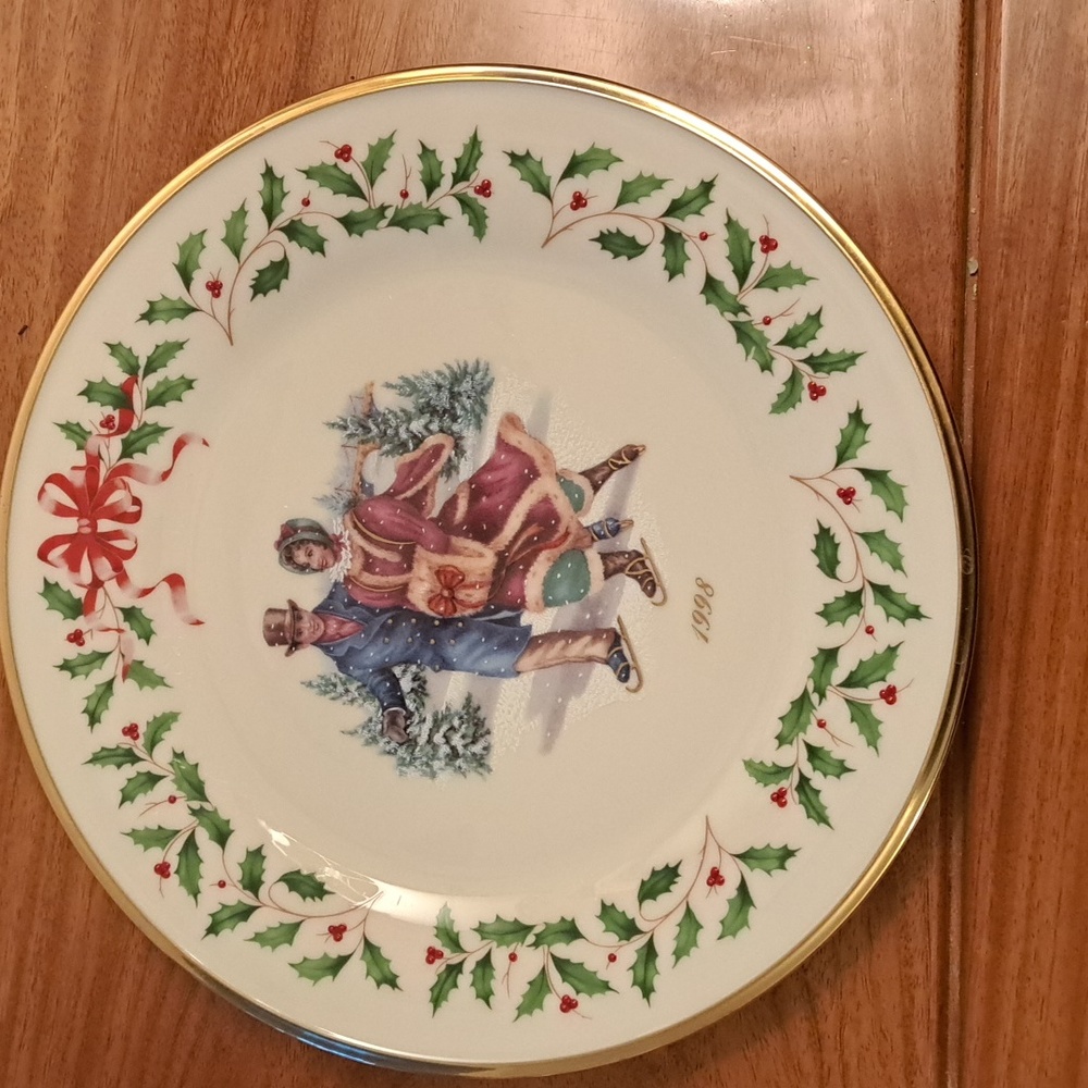 Lenox 1998 collector plates set of 2 never used